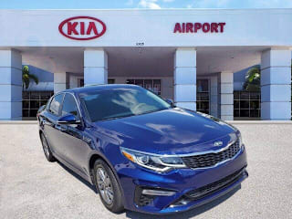 2019 Kia Optima LX 5XXGT4L32KG304225 2019 Kia Optima LX