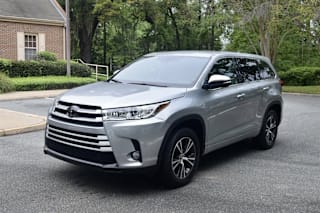 2017 Toyota Highlander LE 5TDZZRFH8HS196874 2017 Toyota Highlander LE