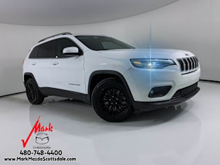 2019 Jeep Cherokee 1C4PJLCB9KD203927 2019 Jeep Cherokee