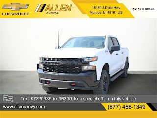 2019 Chevrolet Silverado 1500 Custom Trail Boss 1GCPYCEF8KZ220989 2019 Chevrolet Silverado 1500 Custom Trail Boss