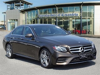 2018 Mercedes-Benz E-Class WDDZF4KB3JA348632 2018 Mercedes-Benz E-Class
