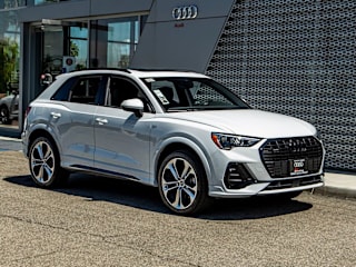 2021 Audi Q3 WA1DECF3XM1084330 2021 Audi Q3