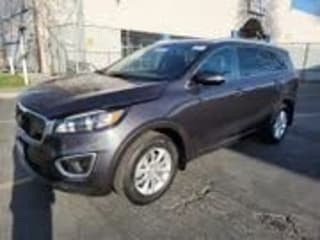 2018 Kia Sorento LX 5XYPG4A3XJG432388 2018 Kia Sorento LX
