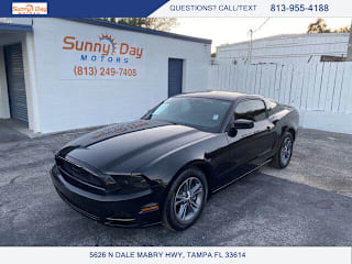 2014 Ford Mustang V6 1ZVBP8AM9E5234309 2014 Ford Mustang V6