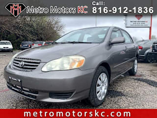2004 Toyota Corolla LE 1NXBR32E24Z309827 2004 Toyota Corolla LE