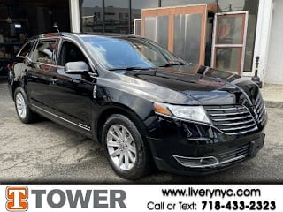 2018 Lincoln MKT Town Car Livery Fleet 2LMHJ5NK3JBL01837 2018 Lincoln MKT Town Car Livery Fleet