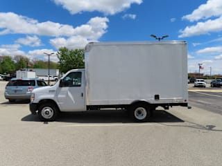2021 Ford E-Series Chassis E-350 SD 1FDWE3FN0MDC27750 2021 Ford E-Series Chassis E-350 SD