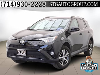 2017 Toyota RAV4 XLE 2T3WFREV7HW401490 2017 Toyota RAV4 XLE