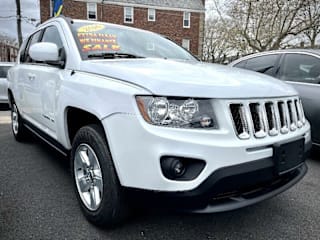 2016 Jeep Compass Latitude 1C4NJCEA4GD773451 2016 Jeep Compass Latitude