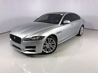 2018 Jaguar XF 25t R-Sport SAJBF4FX2JCY55383 2018 Jaguar XF 25t R-Sport