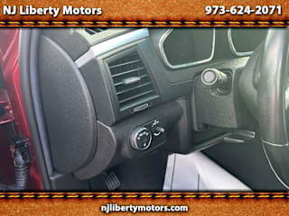 2011 Chevrolet Traverse LT 1GNKVJED9BJ132321 2011 Chevrolet Traverse LT