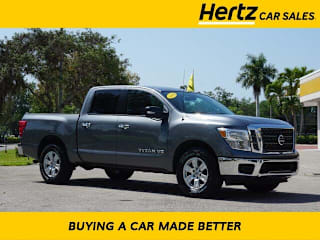 2018 Nissan Titan 1N6AA1EJ1JN526597 2018 Nissan Titan