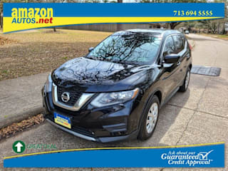 2017 Nissan Rogue S KNMAT2MT0HP563144 2017 Nissan Rogue S