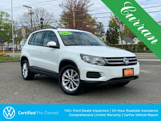 2017 Volkswagen Tiguan 2.0T Limited S 4Motion WVGBV7AX9HK054990 2017 Volkswagen Tiguan 2.0T Limited S 4Motion