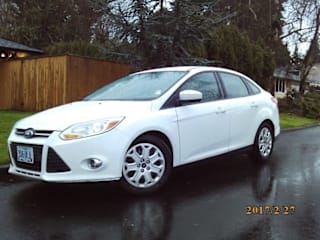 2012 Ford Focus 1FAHP3F21CL185578 2012 Ford Focus