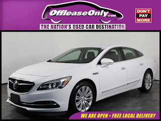 2018 Buick LaCrosse Essence 1G4ZP5SZ4JU122488 2018 Buick LaCrosse Essence