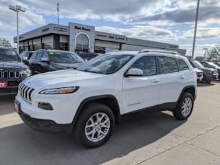 2018 Jeep Cherokee Latitude Plus 1C4PJMLB8JD572282 2018 Jeep Cherokee Latitude Plus