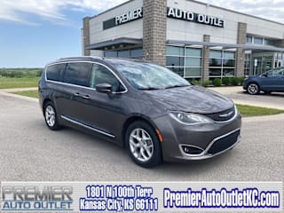2017 Chrysler Pacifica Touring-L Plus 2C4RC1EG6HR721354 2017 Chrysler Pacifica Touring-L Plus