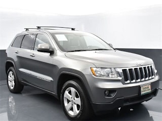 2011 Jeep Grand Cherokee Laredo 1J4RR4GG5BC738752 2011 Jeep Grand Cherokee Laredo