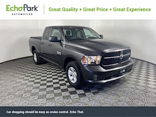 2018 Ram Pickup 1500 Express 1C6RR7FG0JS104205 2018 Ram Pickup 1500 Express