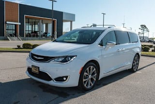 2020 Chrysler Pacifica Limited 2C4RC1GG6LR195393 2020 Chrysler Pacifica Limited