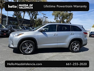 2018 Toyota Highlander LE 5TDZZRFHXJS250195 2018 Toyota Highlander LE