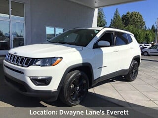 2018 Jeep Compass Latitude 3C4NJDBB7JT355390 2018 Jeep Compass Latitude