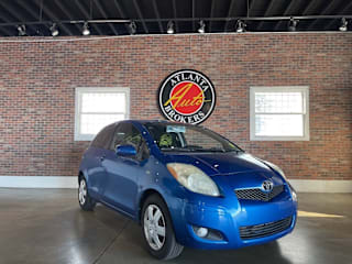 2011 Toyota Yaris Base JTDJT4K30B5342323 2011 Toyota Yaris Base