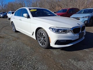 2017 BMW 5 Series WBAJE7C34HG890085 2017 BMW 5 Series