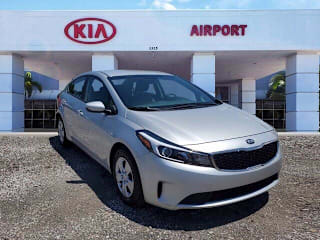 2018 Kia Forte LX 3KPFL4A79JE240600 2018 Kia Forte LX