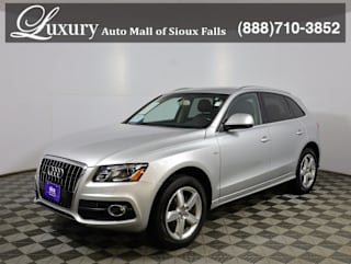2011 Audi Q5 3.2 quattro Premium Plus WA1DKAFP2BA098364 2011 Audi Q5 3.2 quattro Premium Plus