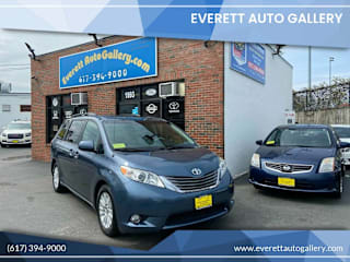 2014 Toyota Sienna XLE 8-Passenger 5TDYK3DCXES419643 2014 Toyota Sienna XLE 8-Passenger