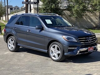 2015 Mercedes-Benz M-Class ML 400 4JGDA5GB8FA470410 2015 Mercedes-Benz M-Class ML 400