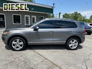 2012 Volkswagen Touareg TDI Lux WVGEK9BP7CD011956 2012 Volkswagen Touareg TDI Lux