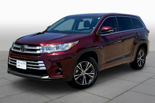 2017 Toyota Highlander LE 5TDZARFH7HS032569 2017 Toyota Highlander LE