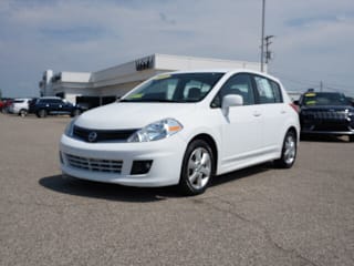 2011 Nissan Versa 1.8 SL 3N1BC1CP2BL456069 2011 Nissan Versa 1.8 SL