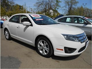 2012 Ford Fusion SE 3FAHP0HA5CR137828 2012 Ford Fusion SE