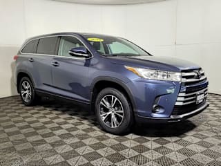 2019 Toyota Highlander LE 5TDBZRFH5KS997786 2019 Toyota Highlander LE