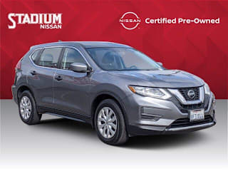 2018 Nissan Rogue S KNMAT2MT5JP576929 2018 Nissan Rogue S