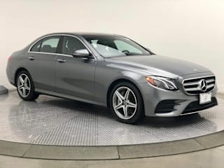 2018 Mercedes-Benz E-Class E 300 4MATIC WDDZF4KBXJA384852 2018 Mercedes-Benz E-Class E 300 4MATIC