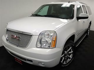 2011 GMC Yukon XL Denali 1GKS2MEF8BR127461 2011 GMC Yukon XL Denali