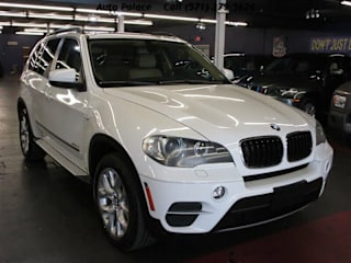 2011 BMW X5 xDrive35i 5UXZV4C55BL410655 2011 BMW X5 xDrive35i