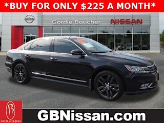 2017 Volkswagen Passat 1VWGT7A33HC059543 2017 Volkswagen Passat