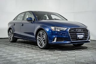 2018 Audi A3 2.0T quattro Premium WAUB8GFF6J1053493 2018 Audi A3 2.0T quattro Premium