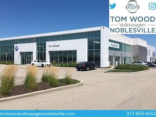 2017 Volkswagen Tiguan 2.0T Limited S 4Motion WVGBV7AX1HK048066 2017 Volkswagen Tiguan 2.0T Limited S 4Motion