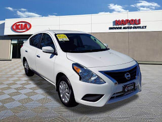 2019 Nissan Versa SV 3N1CN7AP1KL879357 2019 Nissan Versa SV