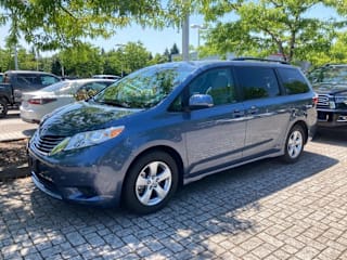 2017 Toyota Sienna LE 8-Passenger 5TDKZ3DC6HS847747 2017 Toyota Sienna LE 8-Passenger