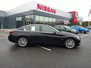 2018 Infiniti Q50 3.0T Luxe JN1EV7AR3JM437047 2018 Infiniti Q50 3.0T Luxe