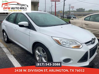 2014 Ford Focus SE 1FADP3F23EL196700 2014 Ford Focus SE