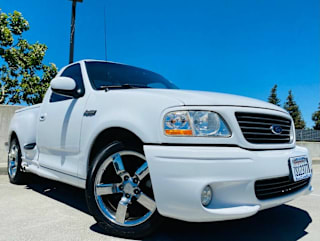 2001 Ford F-150 SVT Lightning Base 2FTZF07371CA76962 2001 Ford F-150 SVT Lightning Base